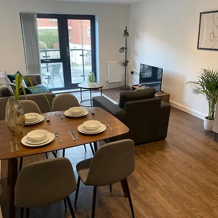 Luxury 2 Bedroom & 2 Bathroom * York