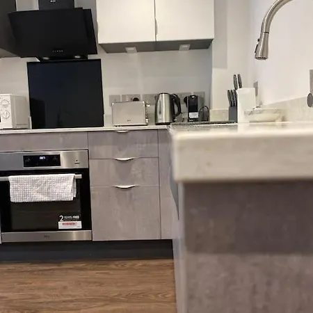 Apartment Luxury 2 Bedroom & 2 Bathroom