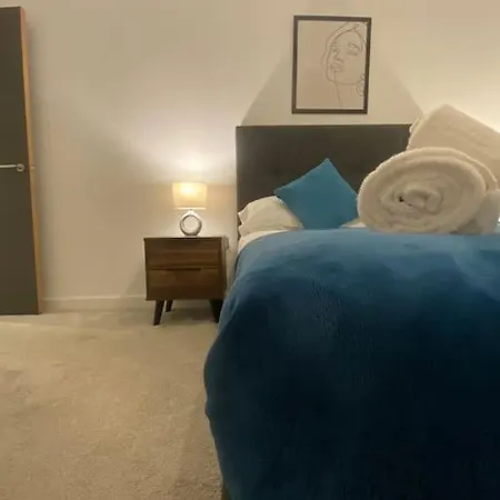 Luxury 2 Bedroom & 2 Bathroom York
